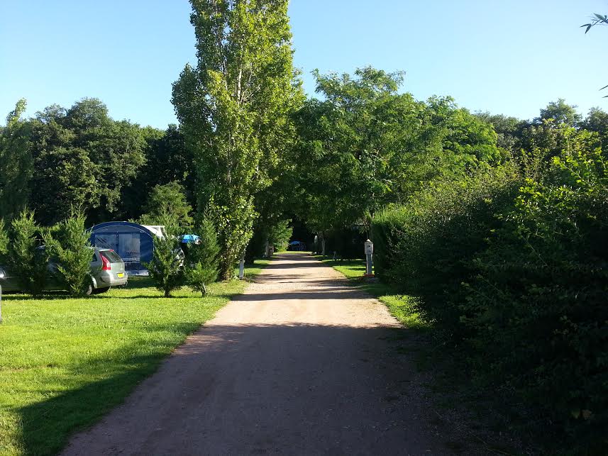 La Voix du X - Camping - La Roseraie - Visuel (1)