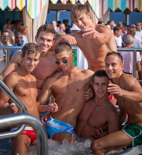 lvdx-gay-the-cruise-quand-2-000-gays-partent-en-croisiere-visuel-5