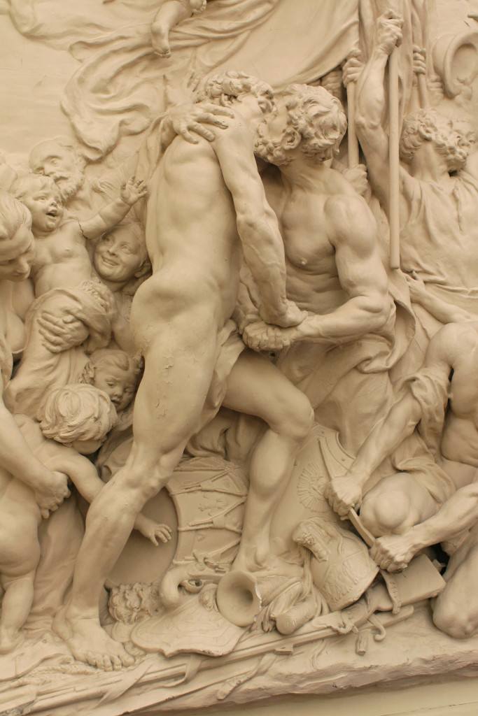 lvdx-sexualite-des-parisiens-de-la-visuel-4-gay-kiss-mairie-du-10e