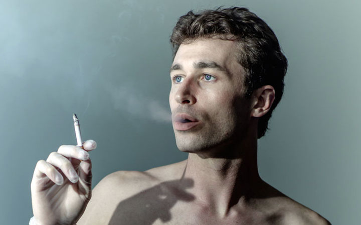 L’indéboulonnable James Deen. 